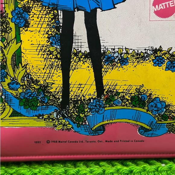 Vintage 1968 pink Barbie case, retro Barbie accessories - Picture 4 of 10